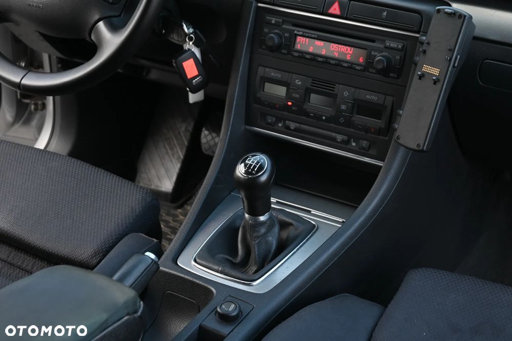 Audi A4 Avant 1.9 TDI - 27