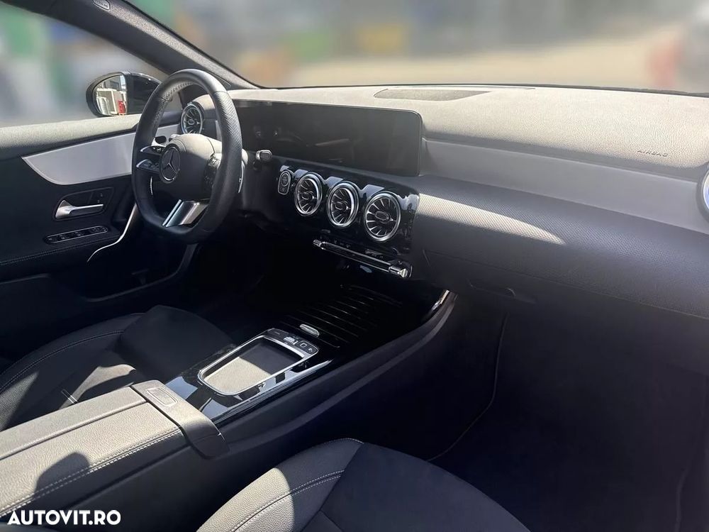 Mercedes-Benz A 200 MHEV 7G-DCT - 13