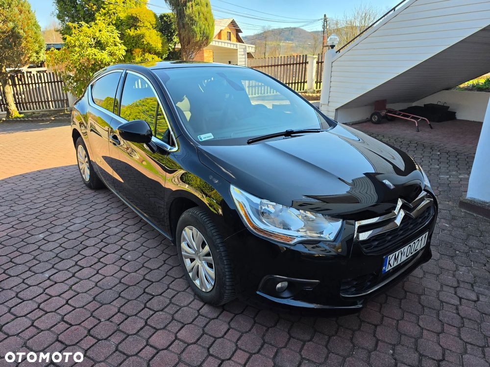 Citroën DS4 1.6 THP SoChic - 2