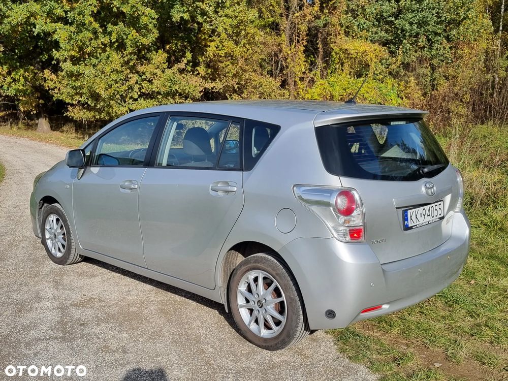 Toyota Verso - 3