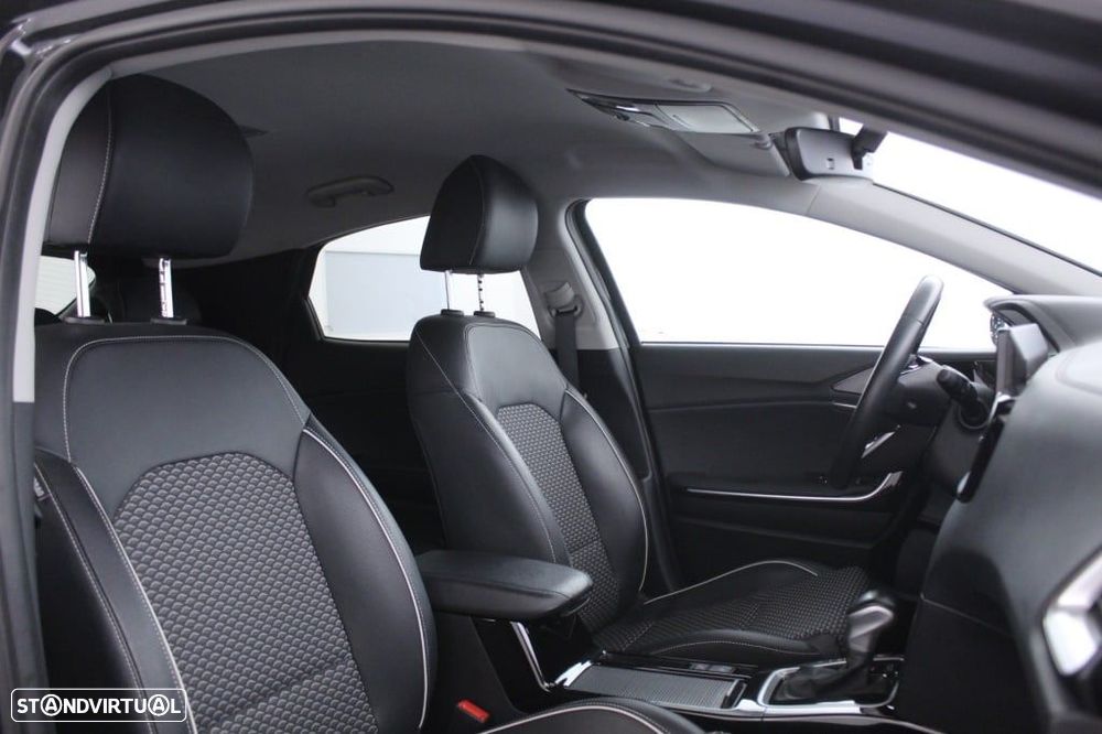 Kia XCeed 1.6 GDi PHEV Drive - 14