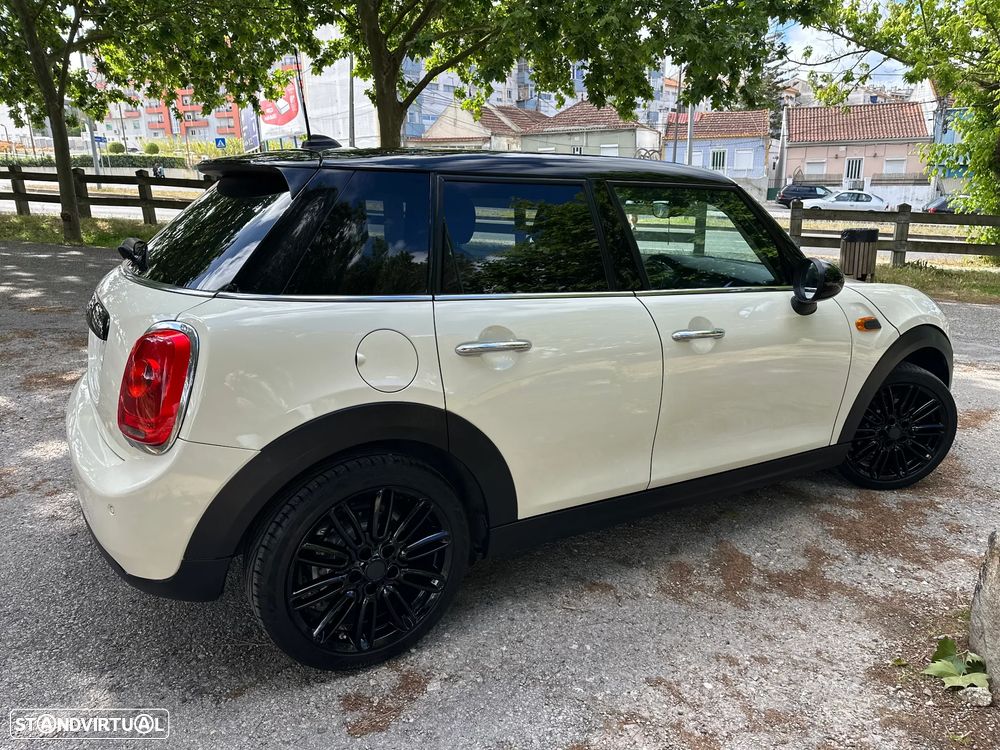 MINI 5 Portas Cooper D - 12
