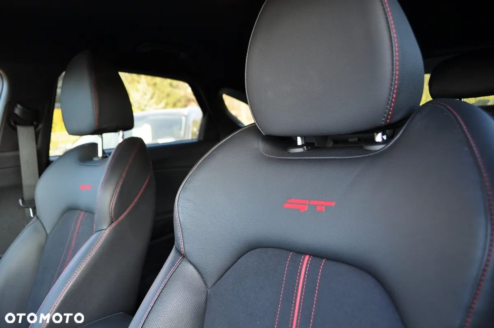 Kia ProCeed 1.6 T-GDI DCT7 OPF GT - 22