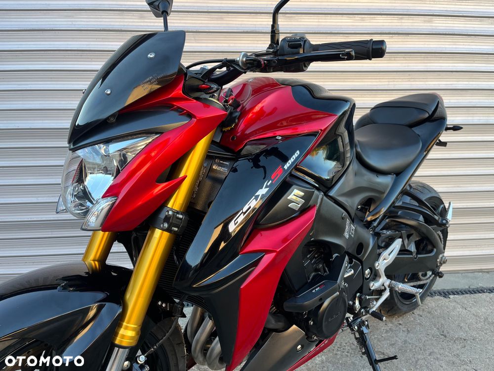 Suzuki GSX 1000 - 37