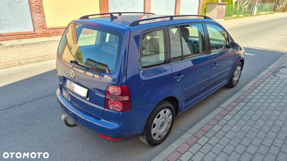 Volkswagen Touran 2.0 TDI DPF Trendline - 3
