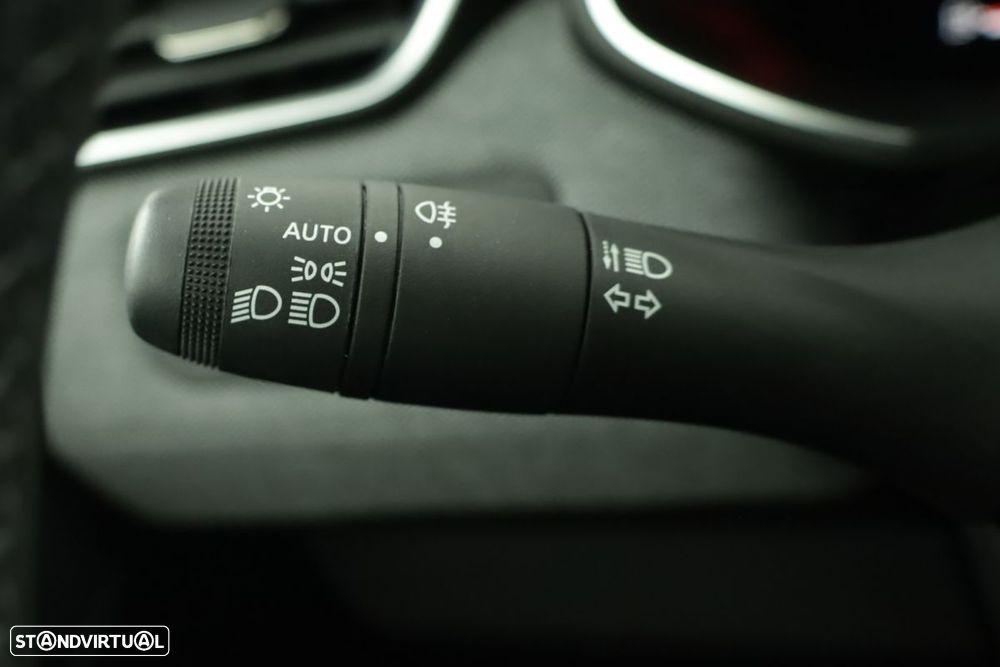 Renault Clio 1.0 TCe Techno - 17