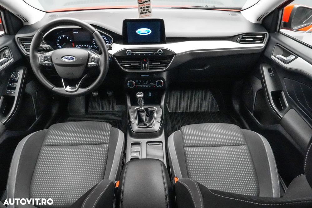Ford Focus 1.0 EcoBoost Titanium Business - 8