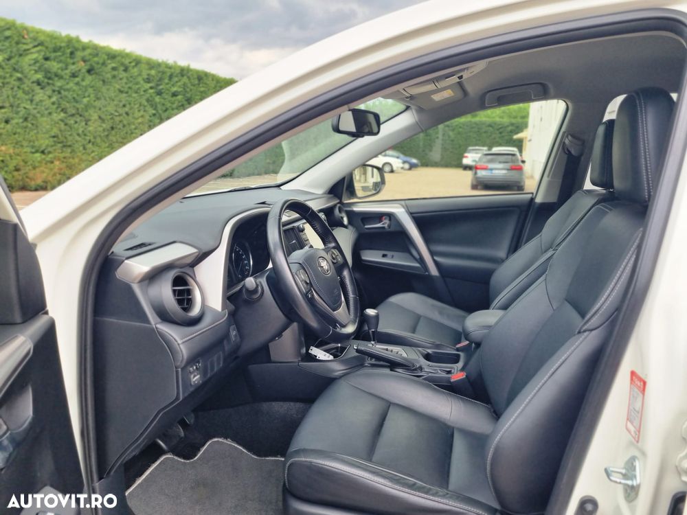Toyota RAV4 2.5 4x4 Executive - 11