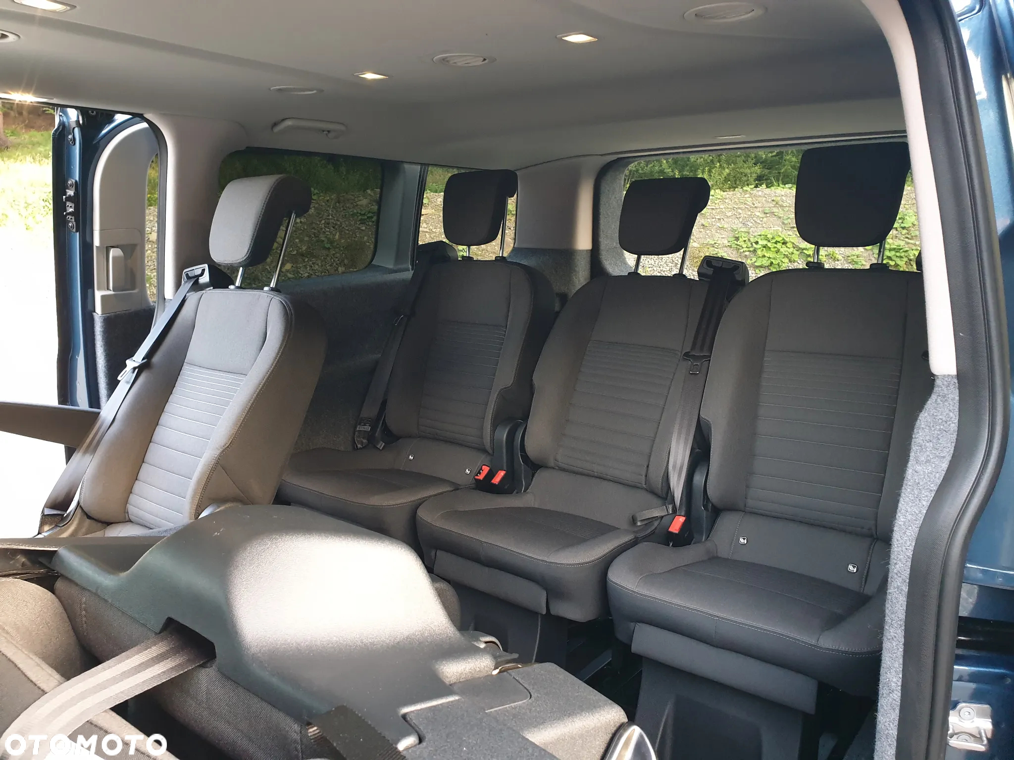 Ford Tourneo Custom 2.0 EcoBlue L2 Trend - 17