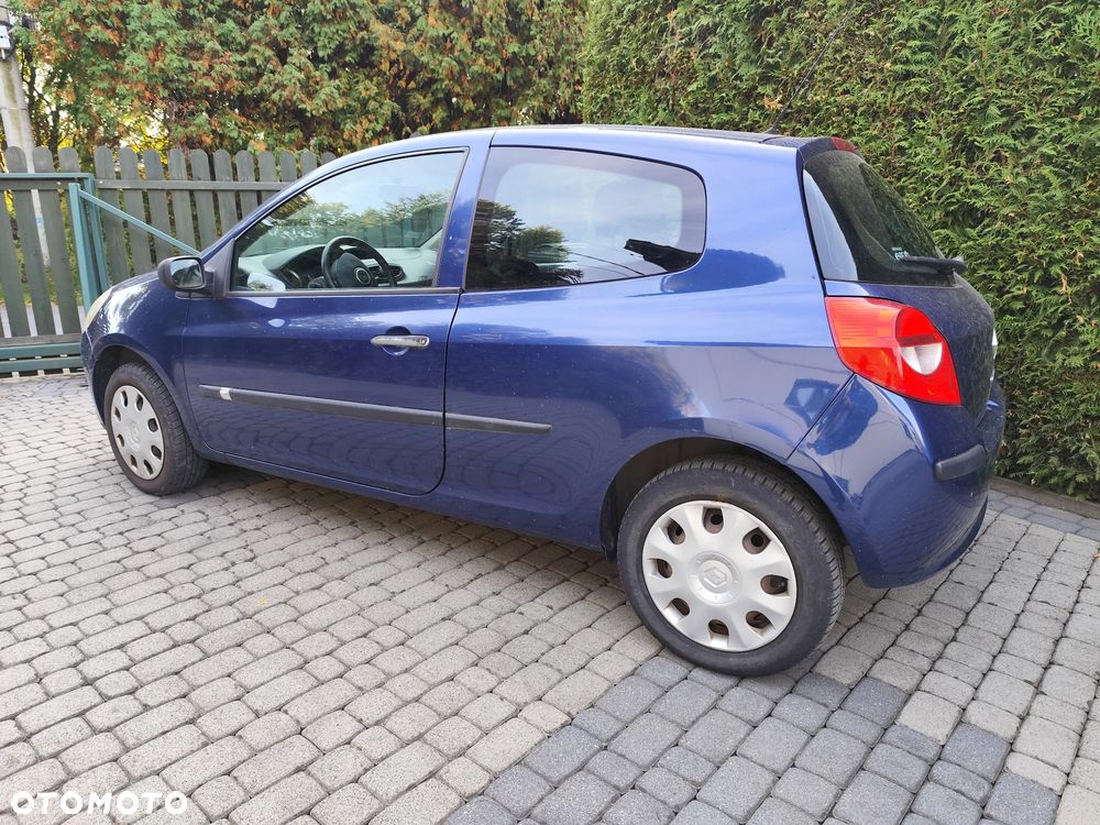Renault Clio 2008 photo 5