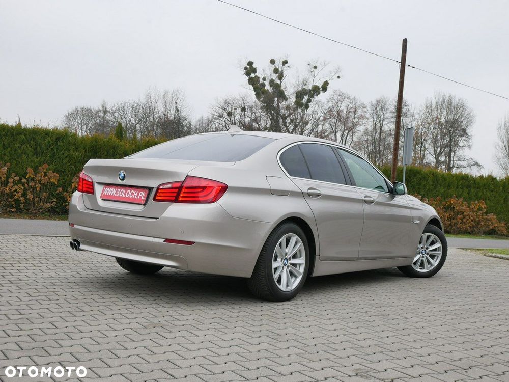 BMW Seria 5 520d Luxury Line - 3