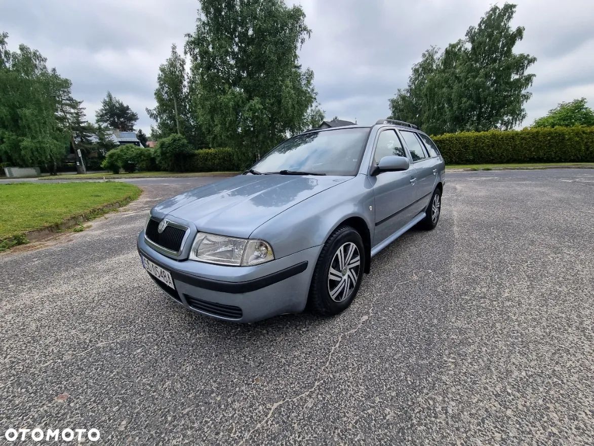 Skoda Octavia 1.6 Elegance - 1