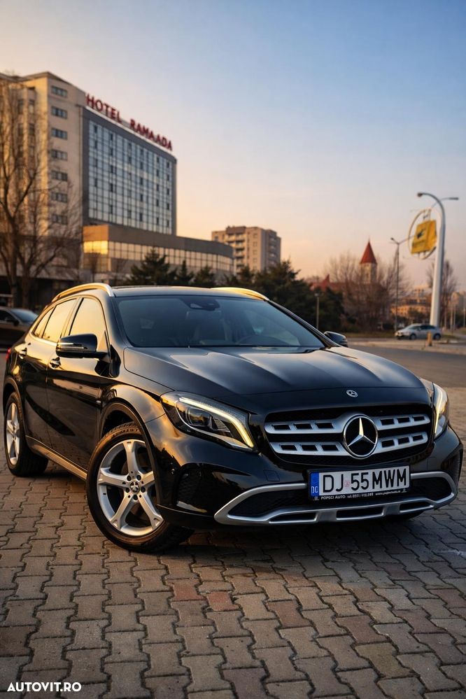 Mercedes-Benz GLA 200 d Aut. - 1