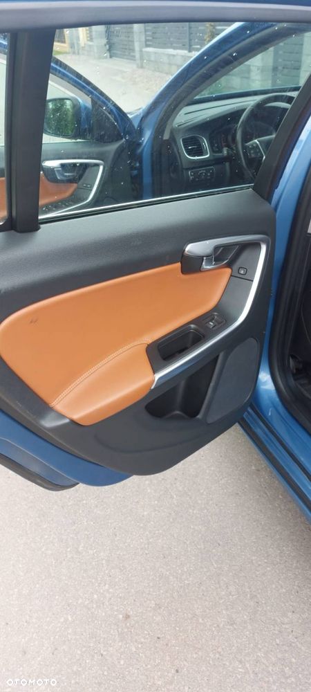 Volvo V60 - 15