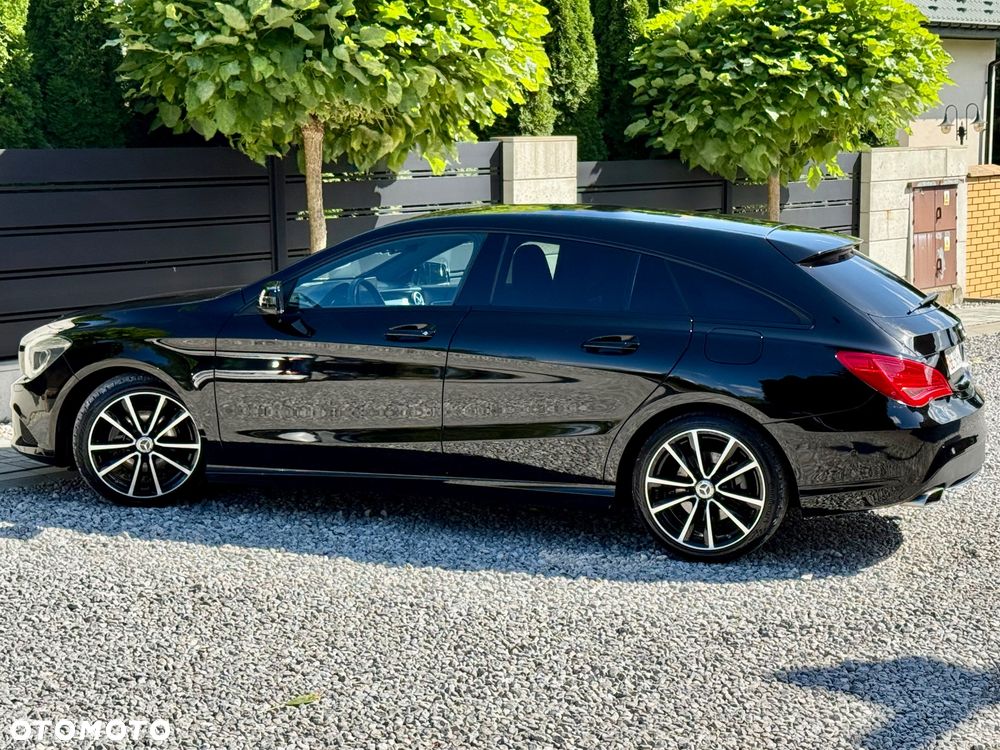 Mercedes-Benz CLA 180 7G-DCT UrbanStyle Edition - 10