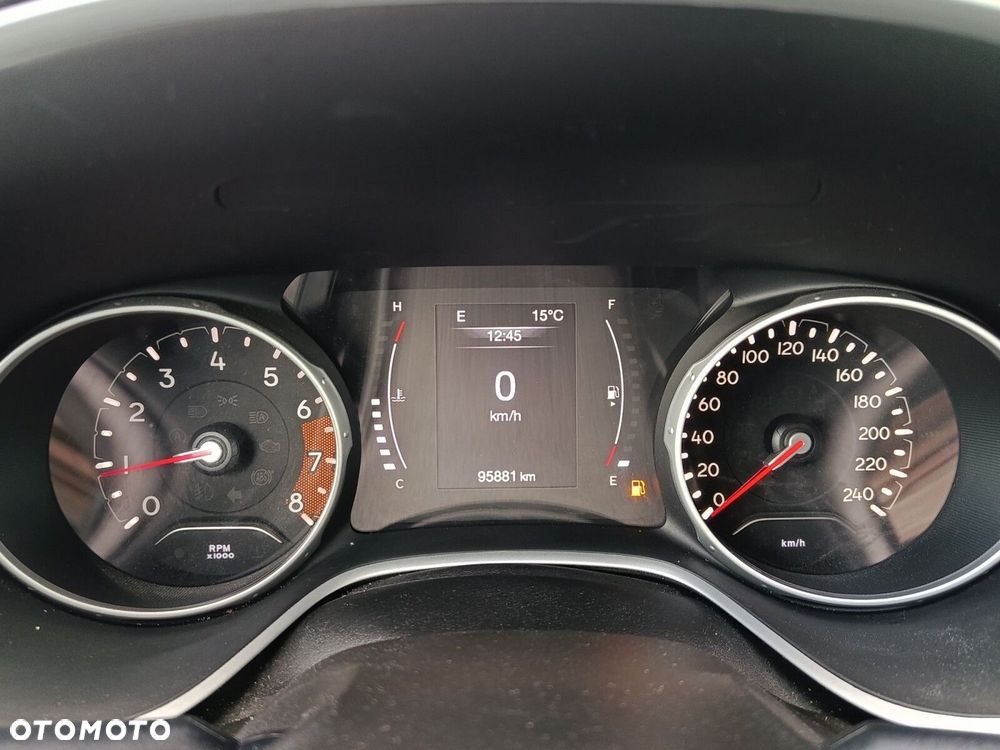Jeep Compass - 28