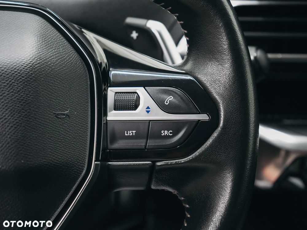 Peugeot 5008 1.5 BlueHDI Active S&S EAT8 - 24
