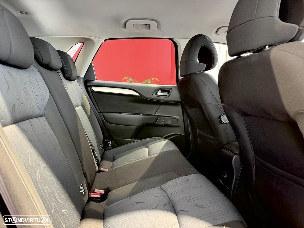 Citroën C4 e-HDi 115 ETG6 Tendance - 15