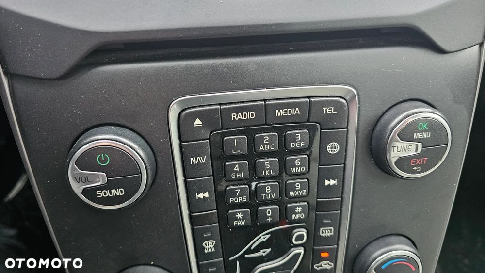 Volvo V40 D2 Momentum - 29