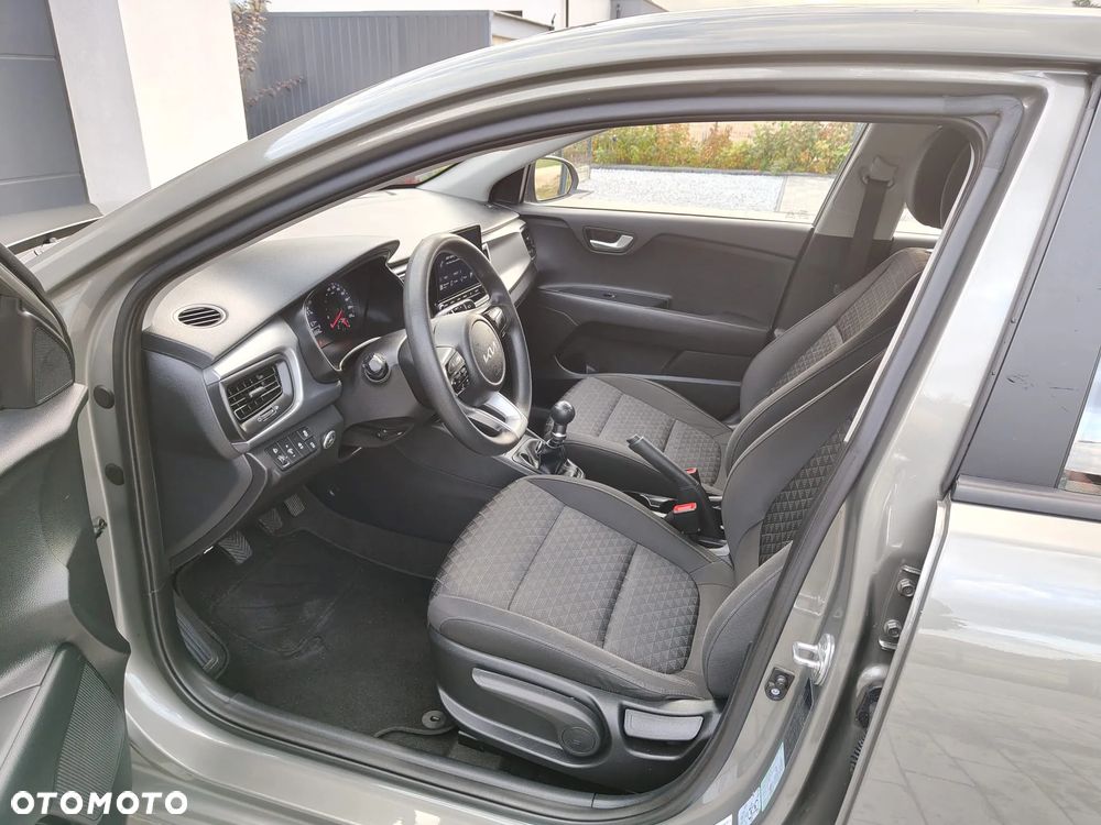Kia Rio 1.2 M - 14