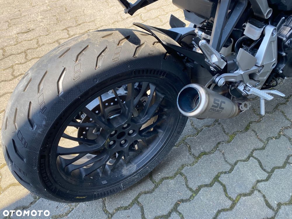 Honda CB - 9