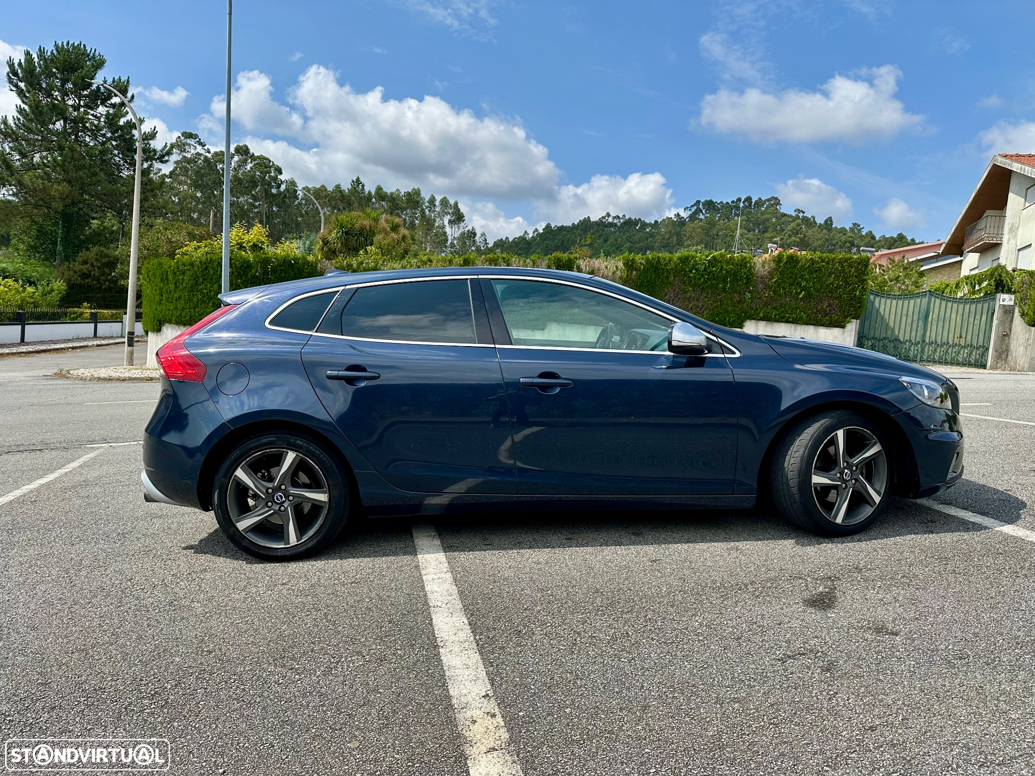 Volvo V40 1.6 D2 R-Design - 10