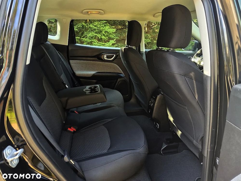 Jeep Compass - 9
