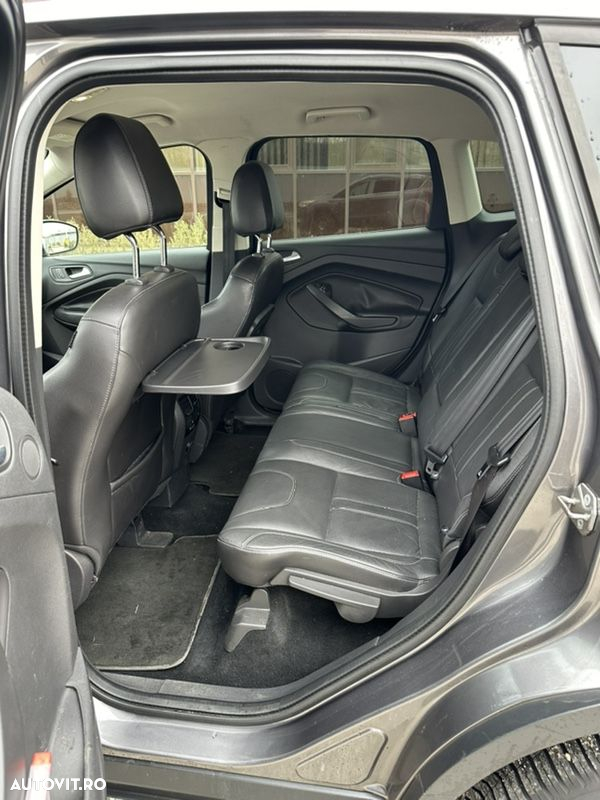 Ford Kuga 2.0 TDCi Powershift 4WD Titanium - 7