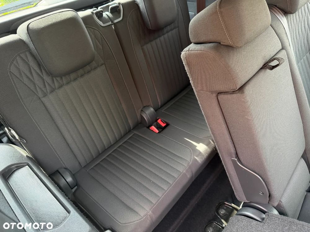 Volkswagen Tiguan Allspace 2.0 TSI 4Mot Life DSG 7os - 32