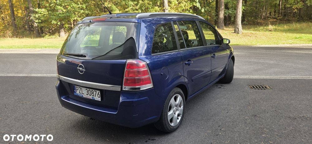 Opel Zafira - 4