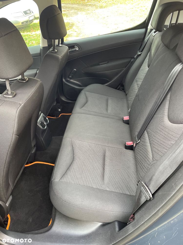 Peugeot 308 1.4 Trendy - 4