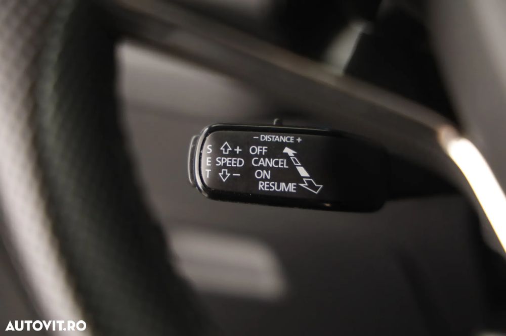 Skoda Octavia 2.0 TDI DSG Style - 24