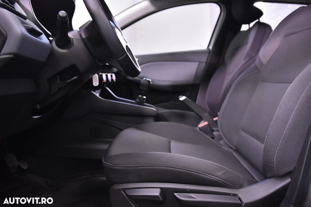 Renault Clio - 18