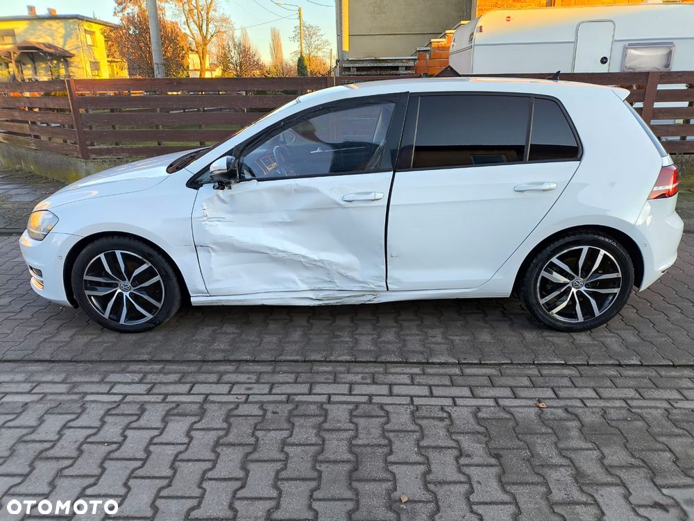 Volkswagen Golf 2.0 BlueTDI Highline - 7