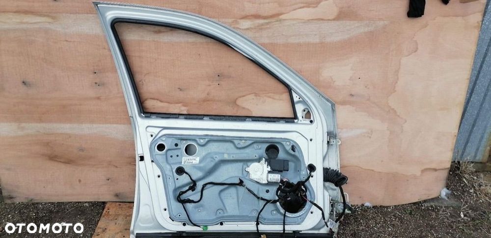 Volkswagen Golf 4 IV drzwi Przód tył kombi lewe LA7Z - 2