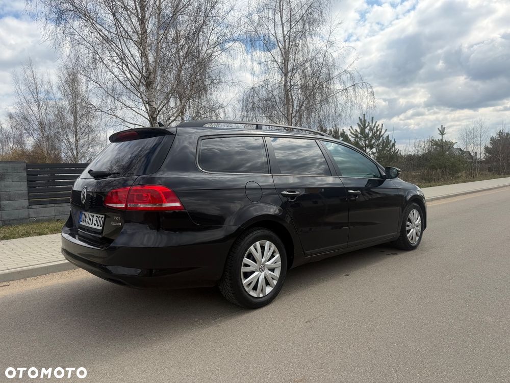 Volkswagen Passat 1.6 TDI BlueMotion Technology Trendline - 13