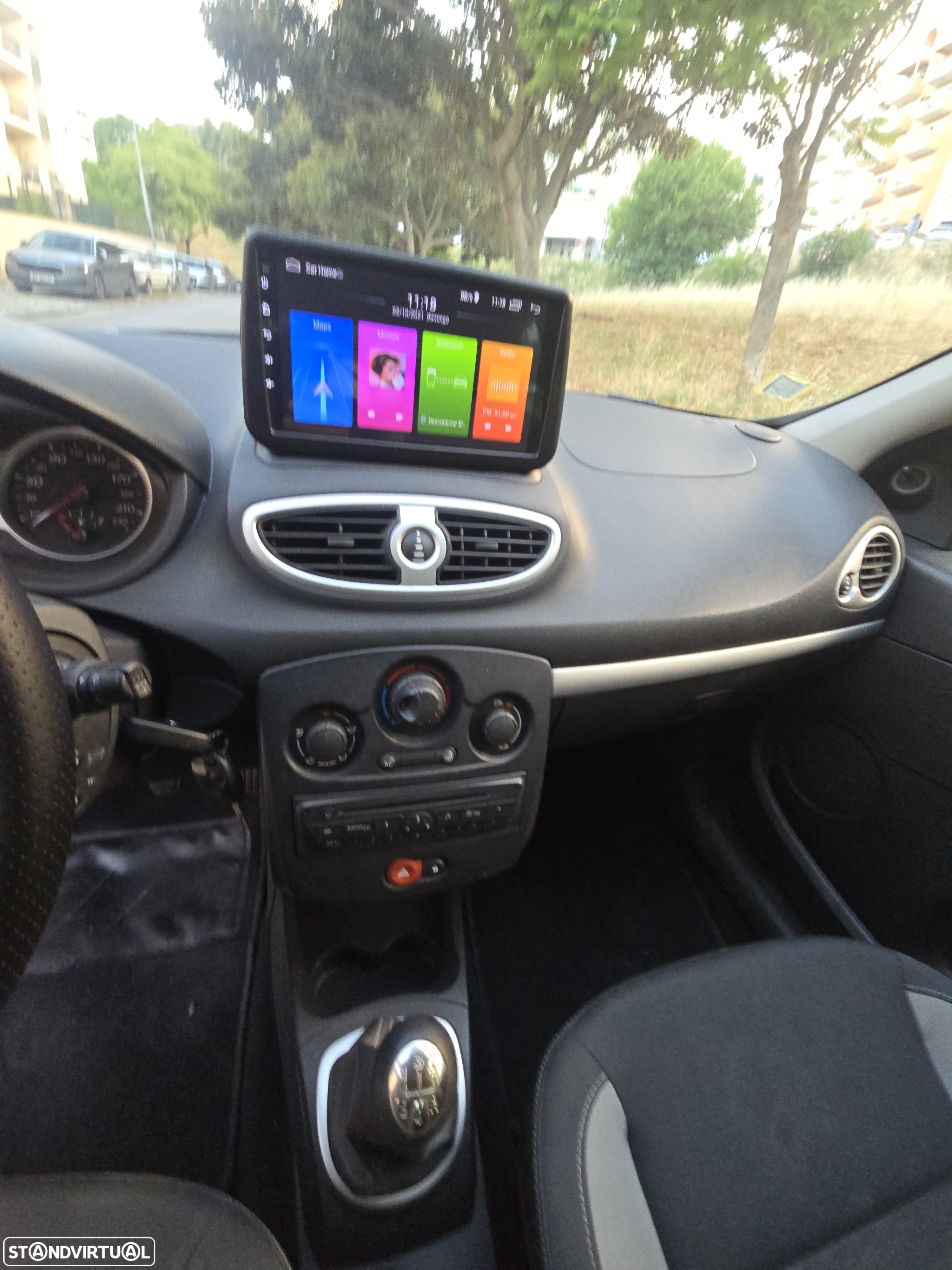 Renault Clio 1.2 16V GT - 21