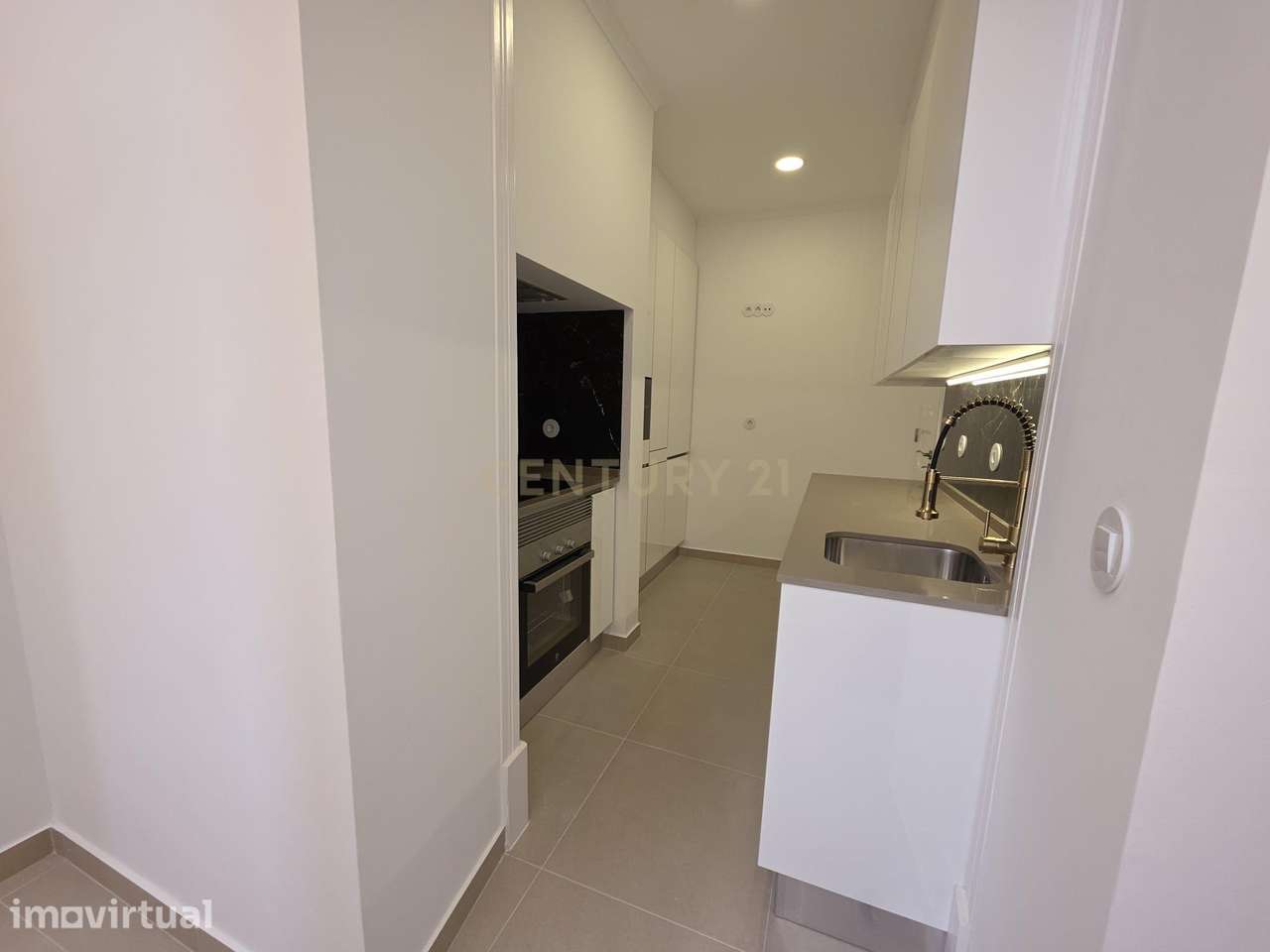Apartamento T3  Renovado na Penha de França, Lisboa - Grande imagem: 4/15