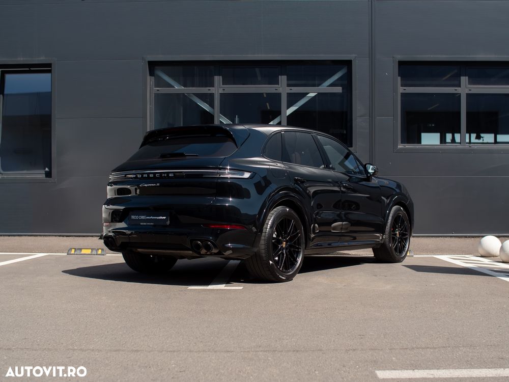 Porsche Cayenne - 15