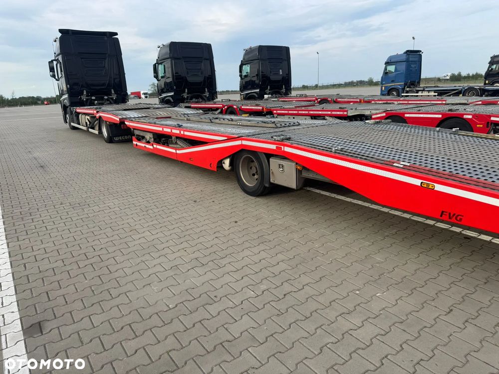 Mercedes-Benz ACTROS - 10
