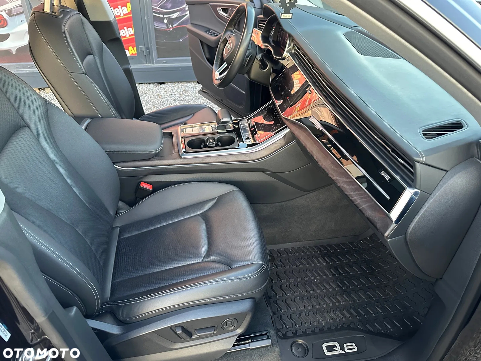 Audi Q8 55 TFSI quattro tiptronic - 7