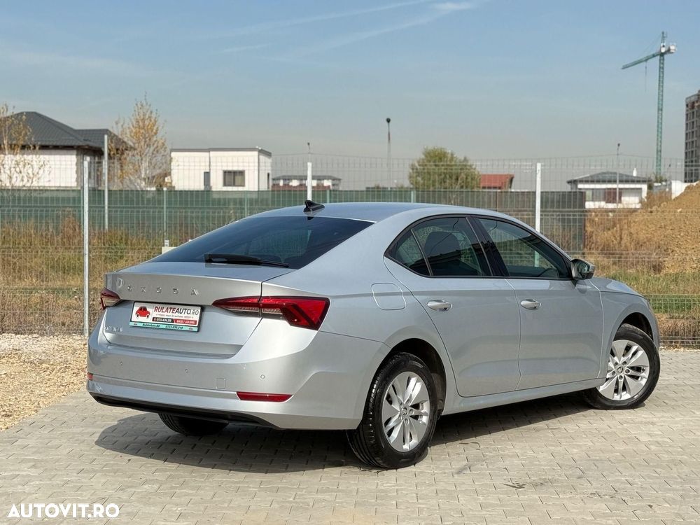 SKODA Octavia 2022 — imagine 4
