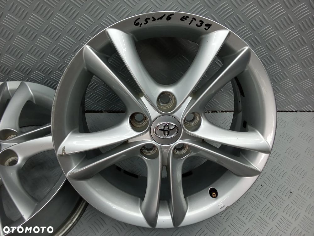 Felgi Toyota Auris Corolla Avensis 6,5Jx16 et39 5x114,3 - 3