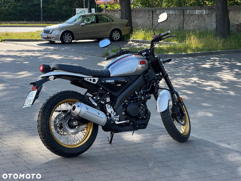 Yamaha XSR - 5