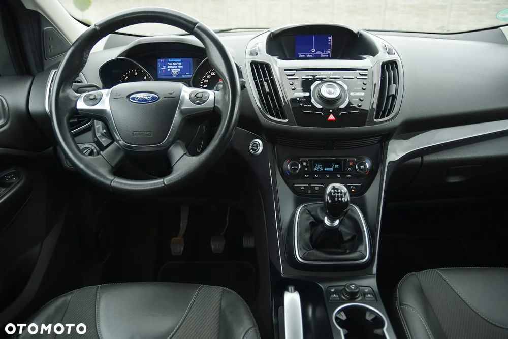 Ford Kuga 2.0 TDCi 4x4 Titanium - 23