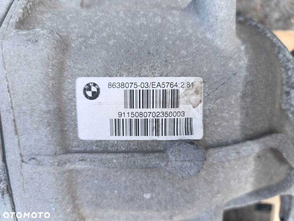 BMW G11 G12 TYLNY DYFER 8638075 2.81 5.0I N63B44C - 2
