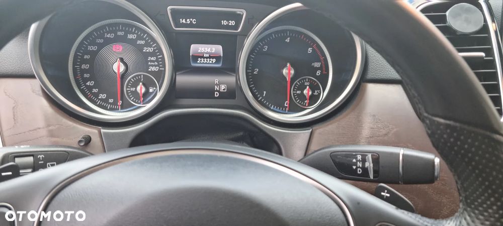 Mercedes-Benz GLE 350 d 4-Matic - 6