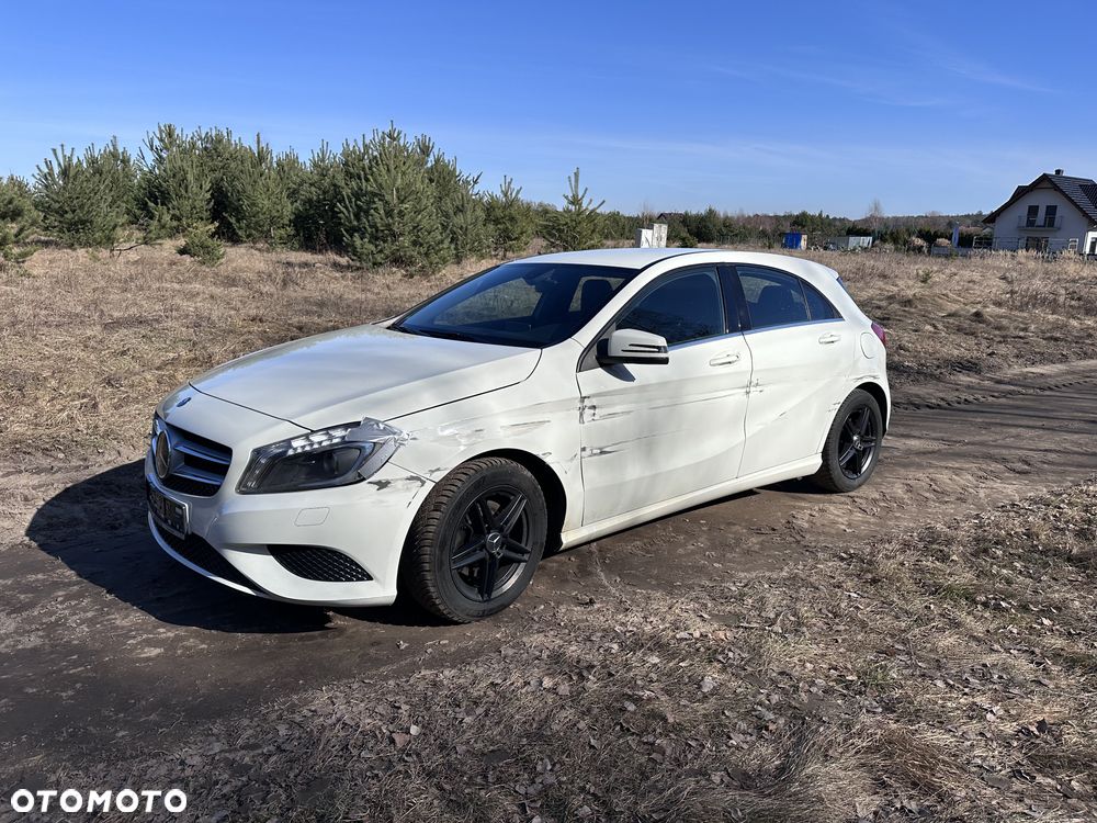 Mercedes-Benz Klasa A 180 BlueEfficiency Edition - 4