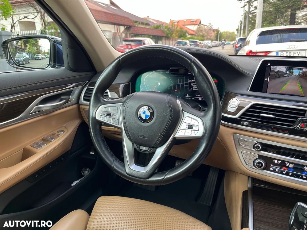 BMW Seria 7 730d xDrive - 18
