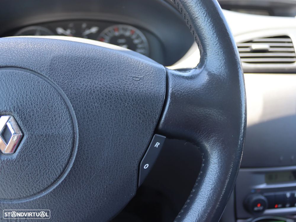 Renault Laguna 1.9 dCi Privilège - 21